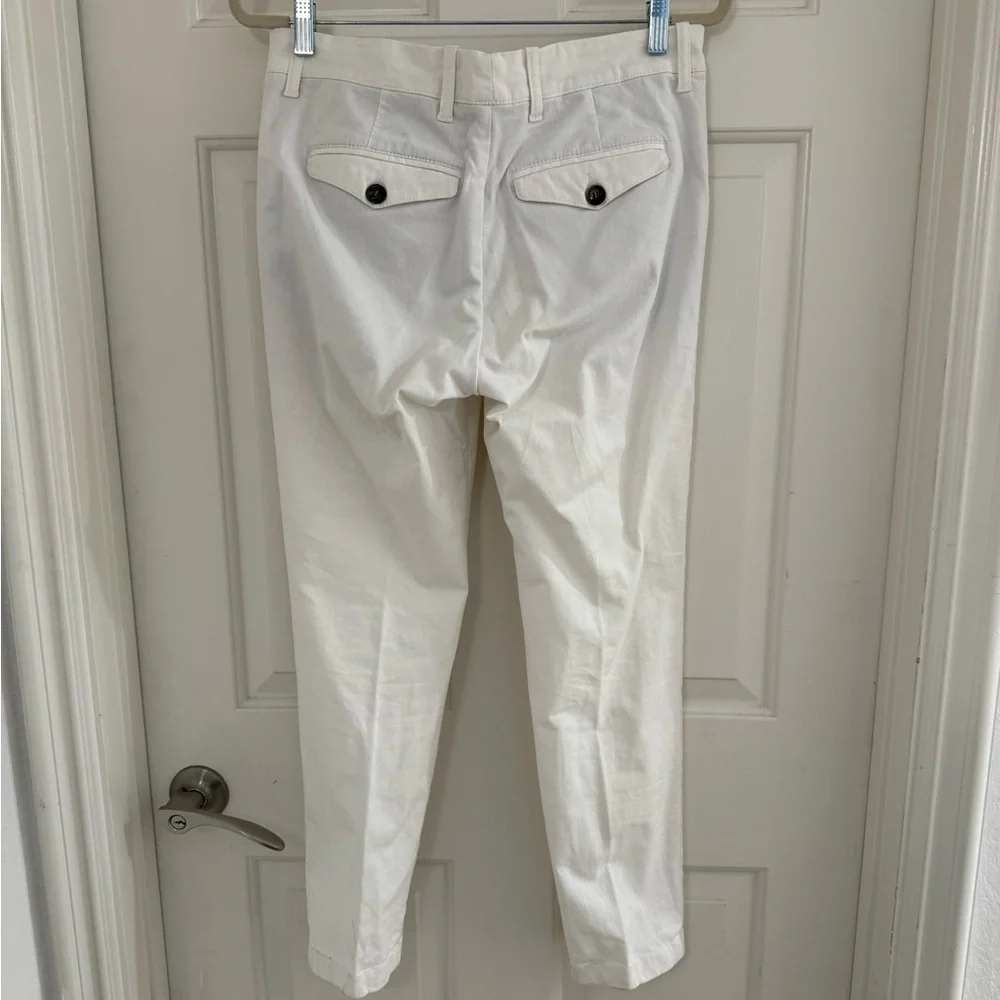 Eleventy White Pleated Chinos